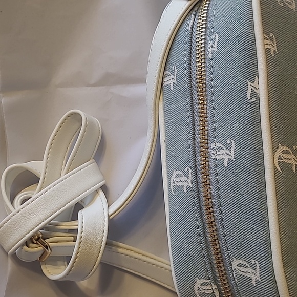 Juicy Couture Blue and White Crossbody Bag - Picture 4 of 8